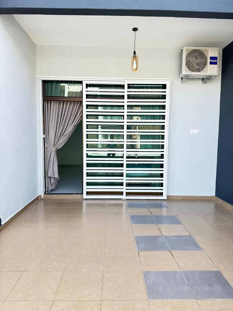 Melaco-Living Malacca 0*,  Malaysia