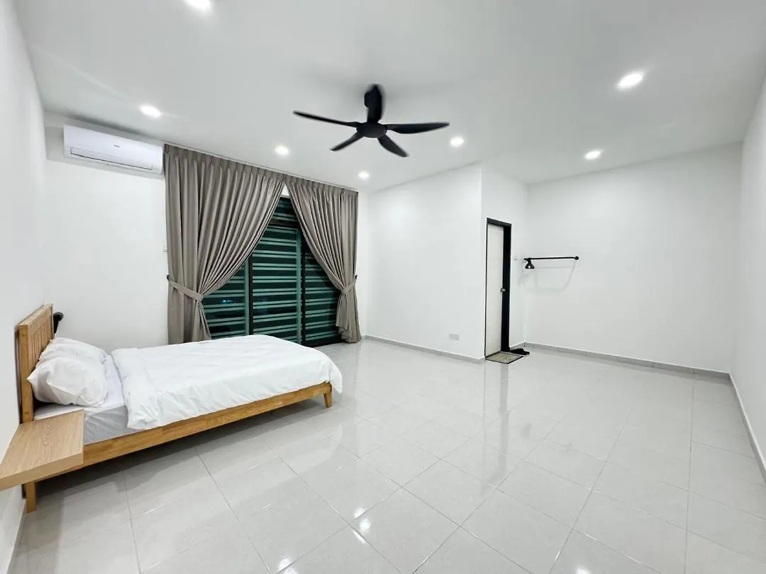 Melaco-Living Malacca 0*,  Malaysia